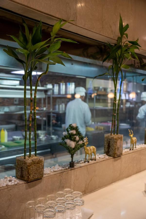 Barsana Boutique - A Veg Hotel Calcutta Extérieur photo