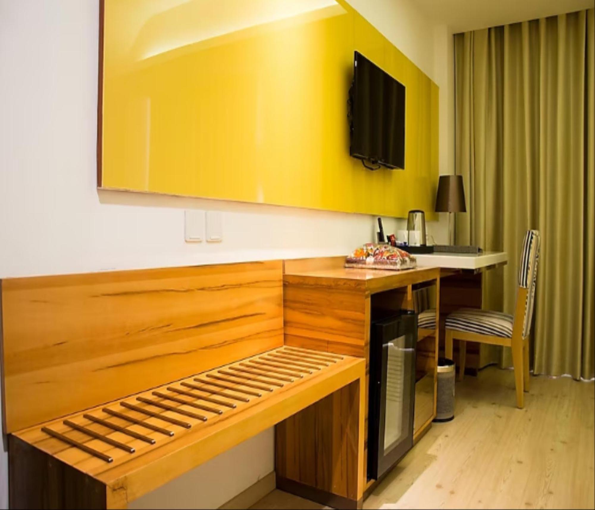 Barsana Boutique - A Veg Hotel Calcutta Extérieur photo