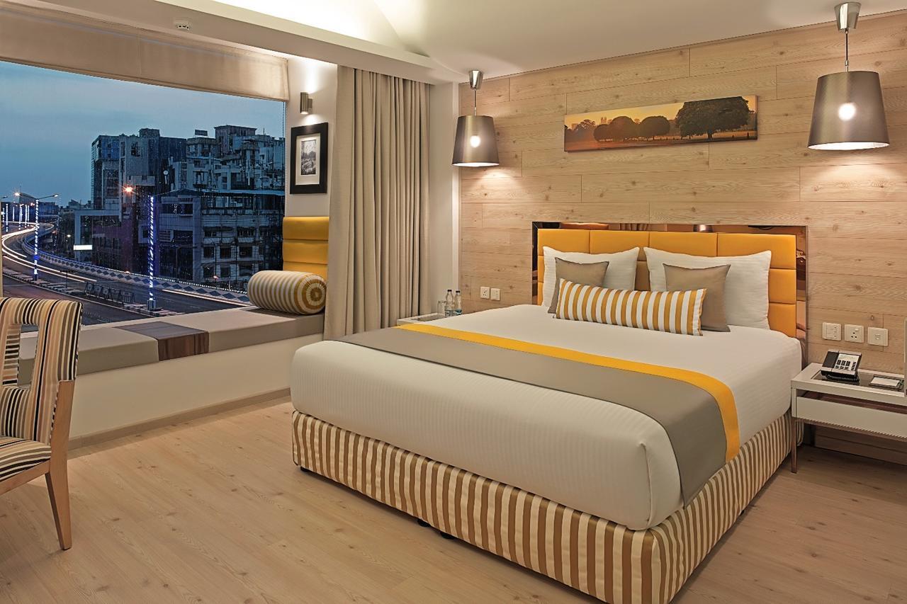 Barsana Boutique - A Veg Hotel Calcutta Extérieur photo